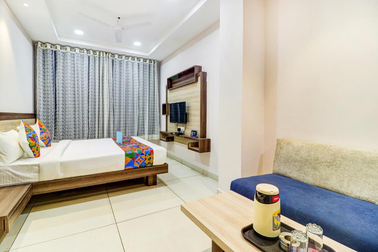 אינדורה Fabhotel Pishori Inn מראה חיצוני תמונה